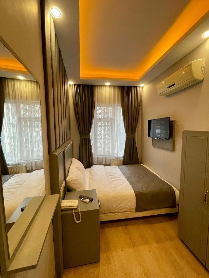 Crowned Plus Hotel Истанбул Екстериор снимка