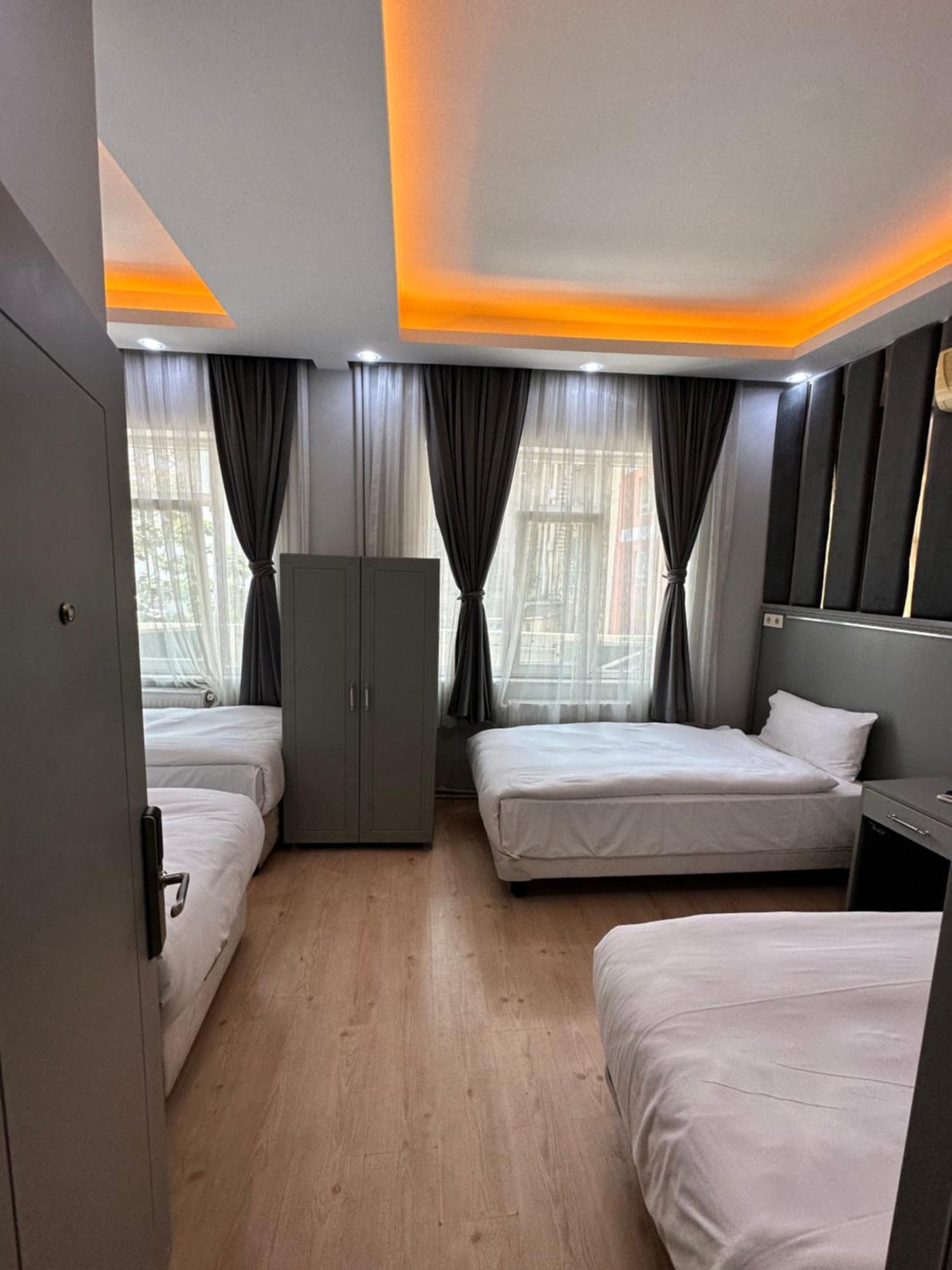 Crowned Plus Hotel Истанбул Екстериор снимка